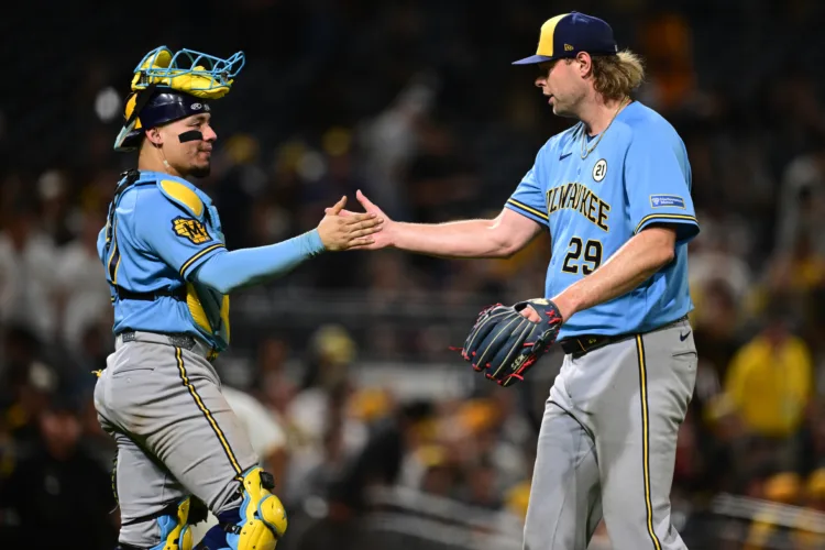 The Milwaukee Brewers and their brand of selfless baseball are NL Central champions again